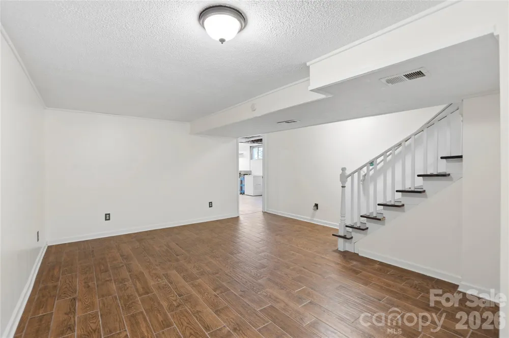 38 Nixon Terrace Asheville, NC 28805