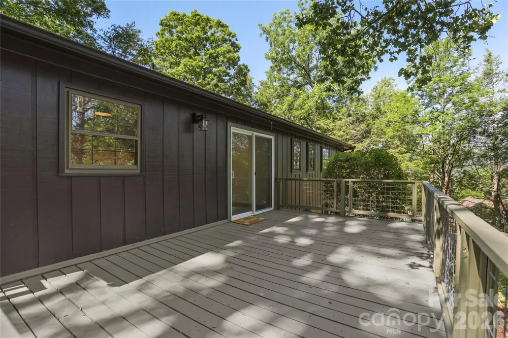 38 Nixon Terrace Asheville, NC 28805
