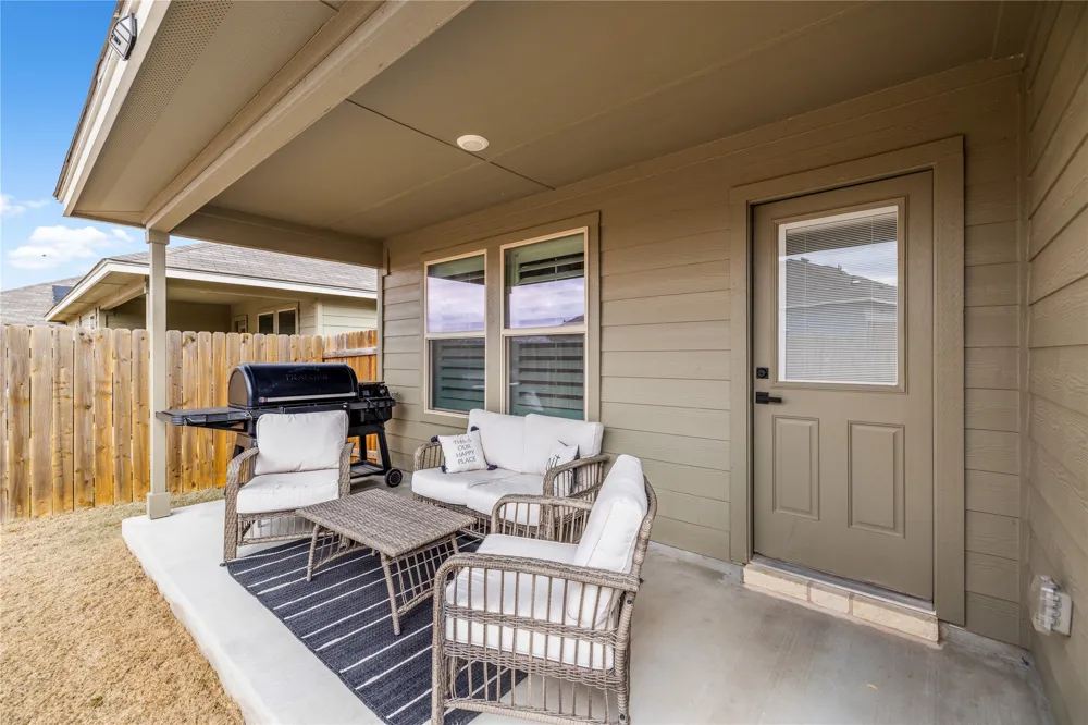 583 Taggart Trail Jarrell, TX 76537