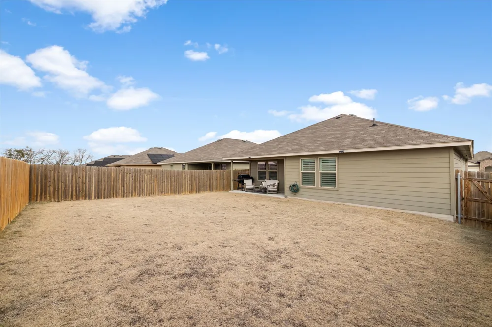 583 Taggart Trail Jarrell, TX 76537