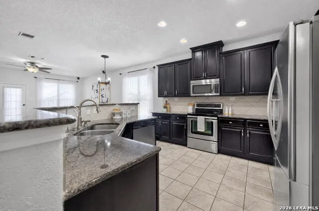 20707 Cape Coral San Antonio, TX 78259