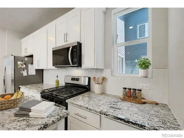 2430 Heyworth Lane Fort Collins, CO 80524