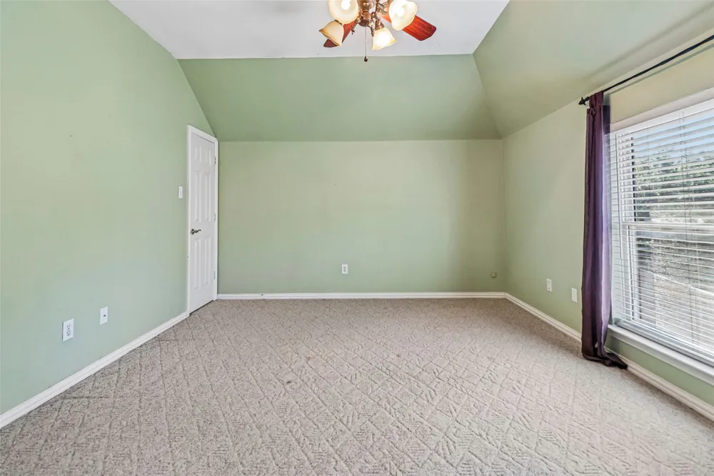 3720 Cripple Creek Court Bedford, TX 76021