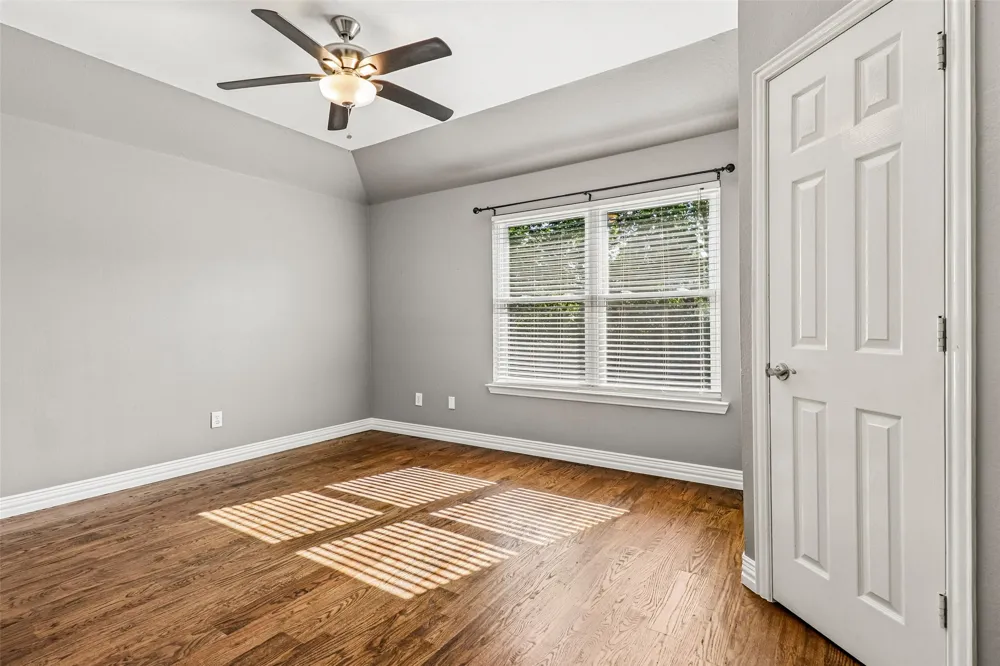 3720 Cripple Creek Court Bedford, TX 76021
