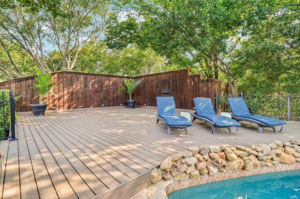 3720 Cripple Creek Court Bedford, TX 76021