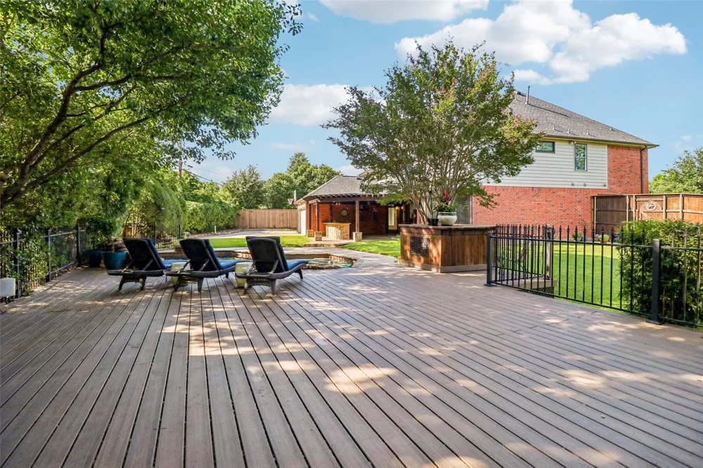 3720 Cripple Creek Court Bedford, TX 76021