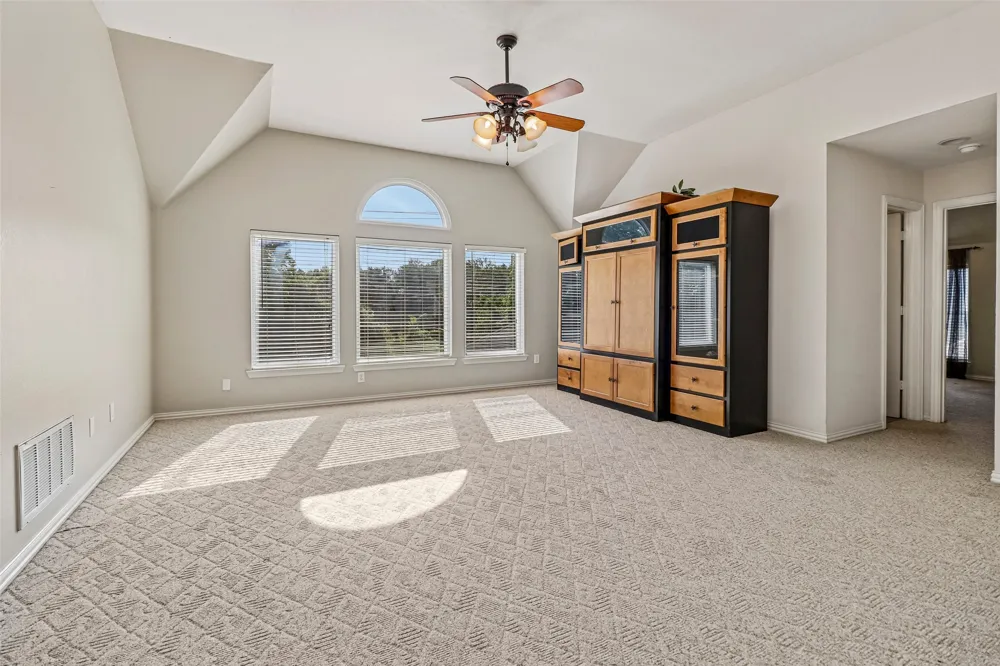 3720 Cripple Creek Court Bedford, TX 76021