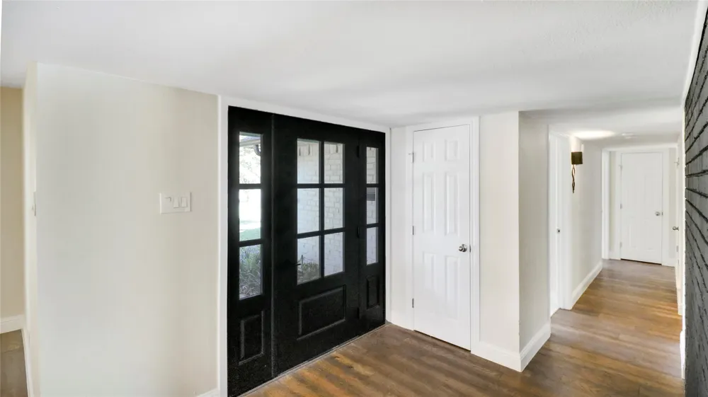 7862 La Verdura Dallas, TX 75248