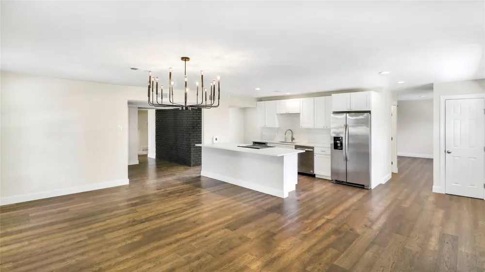 7862 La Verdura Dallas, TX 75248