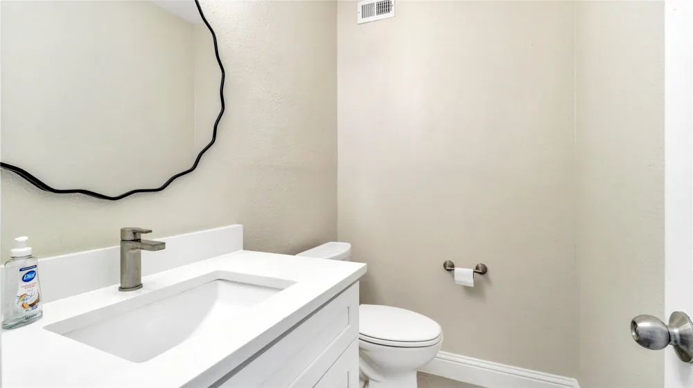 7862 La Verdura Dallas, TX 75248