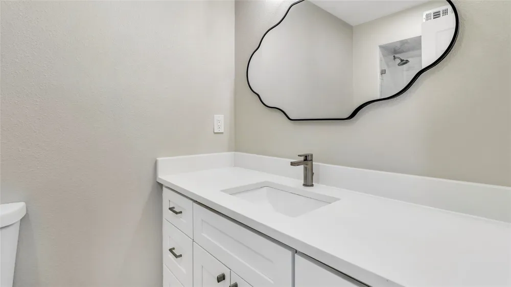 7862 La Verdura Dallas, TX 75248