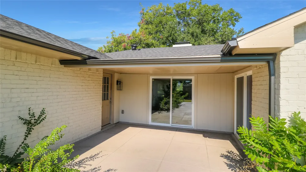 7862 La Verdura Dallas, TX 75248