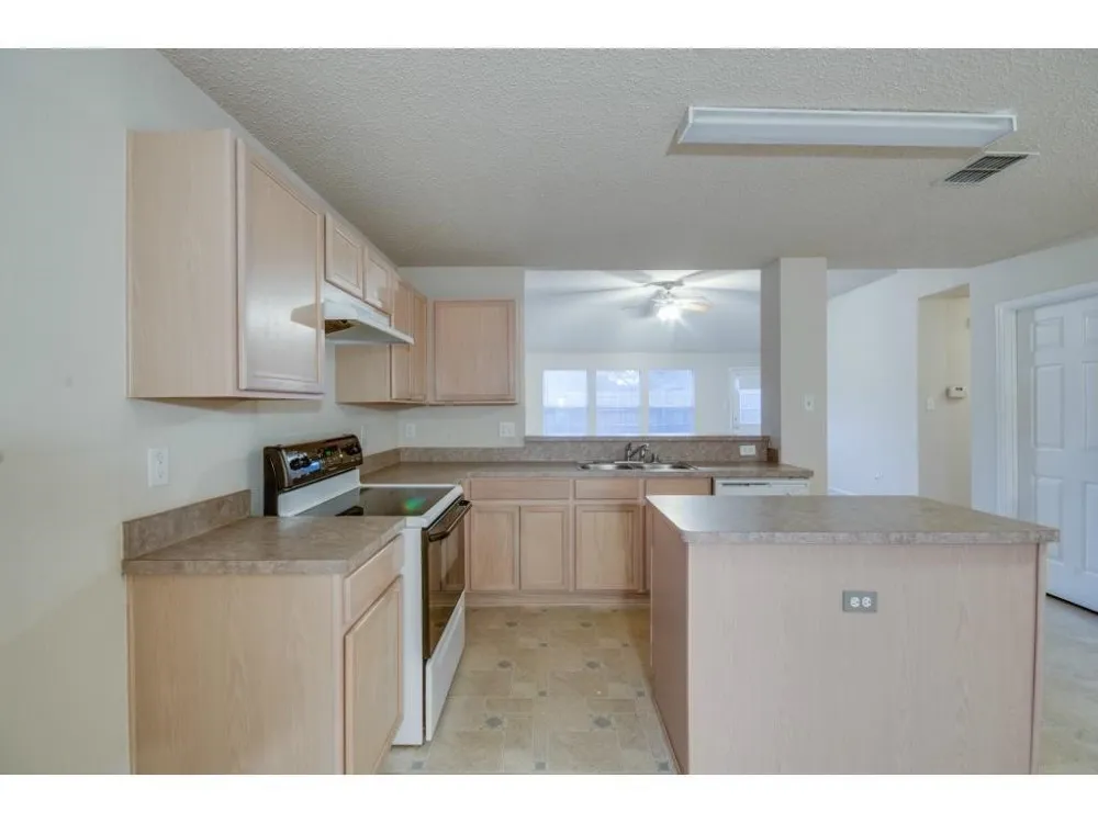 406 Ashland Drive Wylie, TX 75098