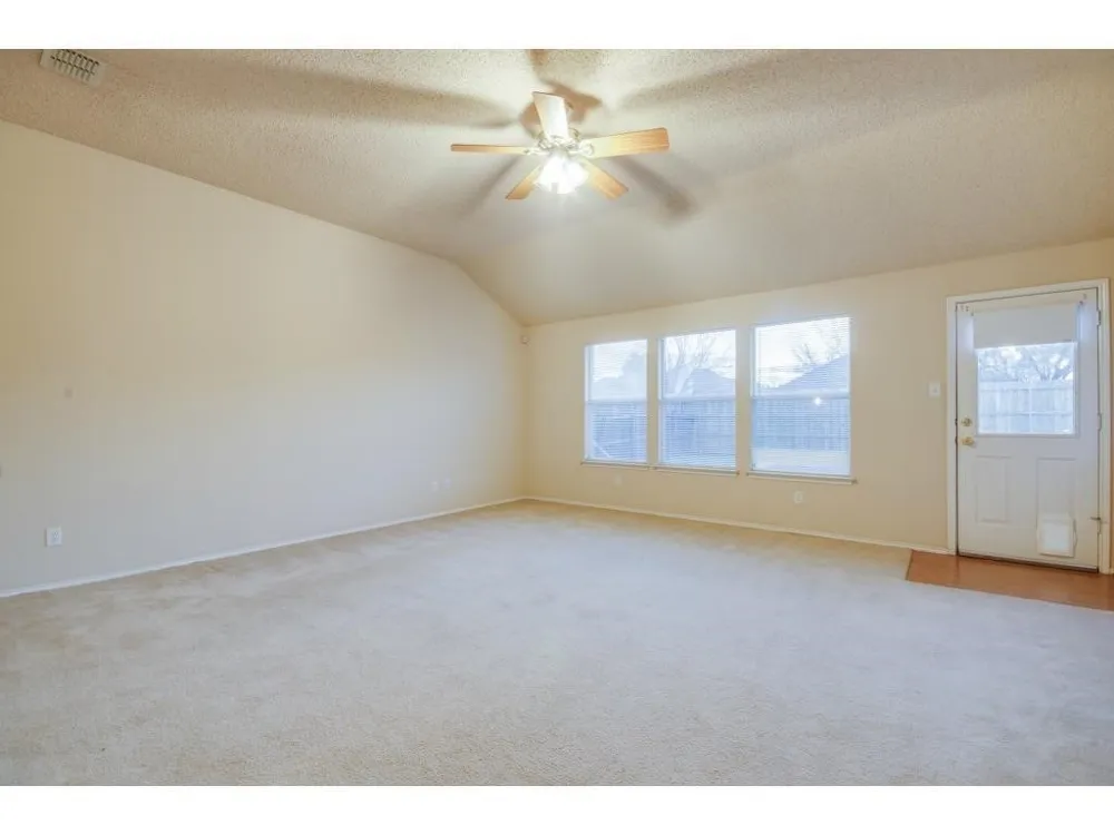 406 Ashland Drive Wylie, TX 75098