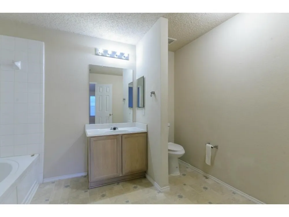 406 Ashland Drive Wylie, TX 75098