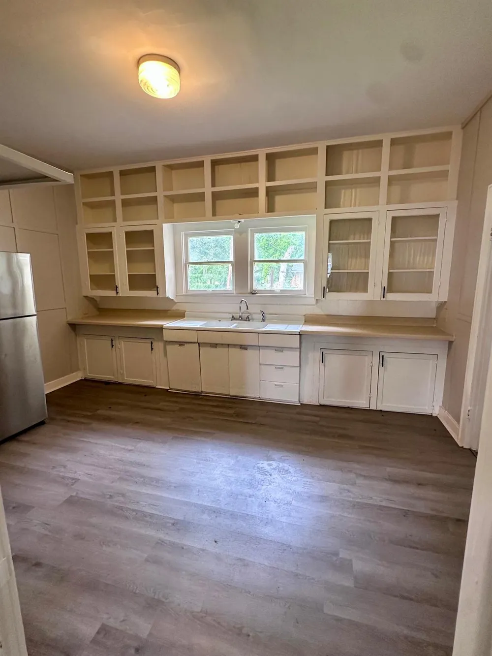 217 Marland St Boling, TX 77420