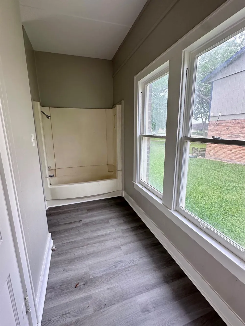 217 Marland St Boling, TX 77420