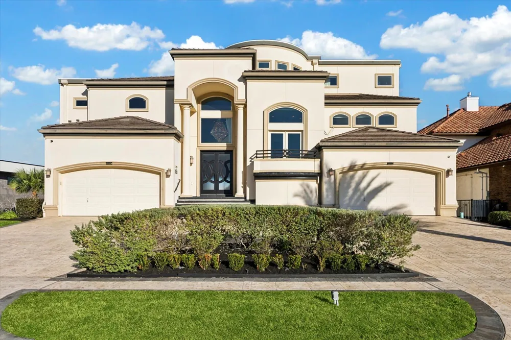 752 Pegasus Lane League City, TX 77573