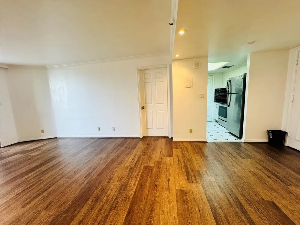 3525 Sage Road #513 Houston, TX 77056