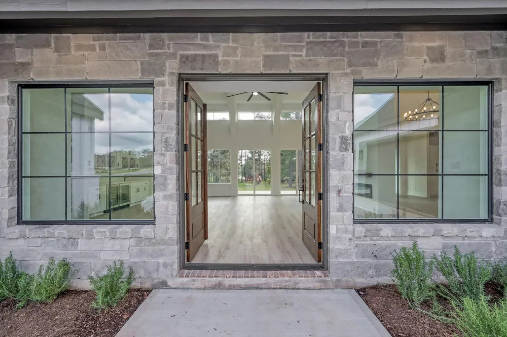 14742 Turquoise Trail Willis, TX 77378