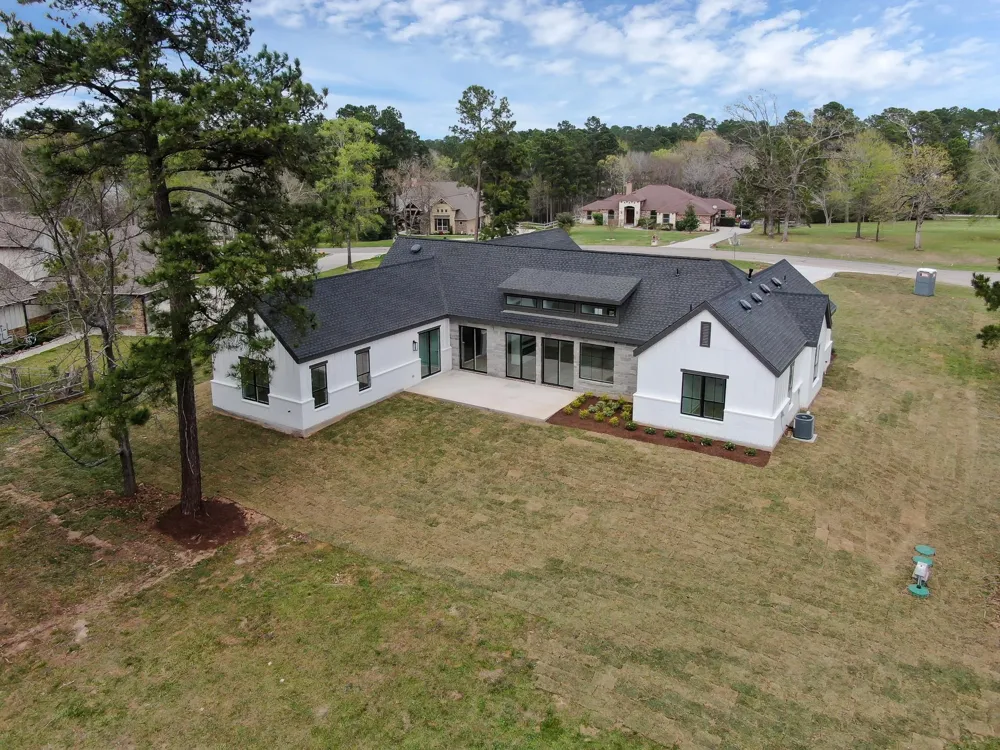 14742 Turquoise Trail Willis, TX 77378