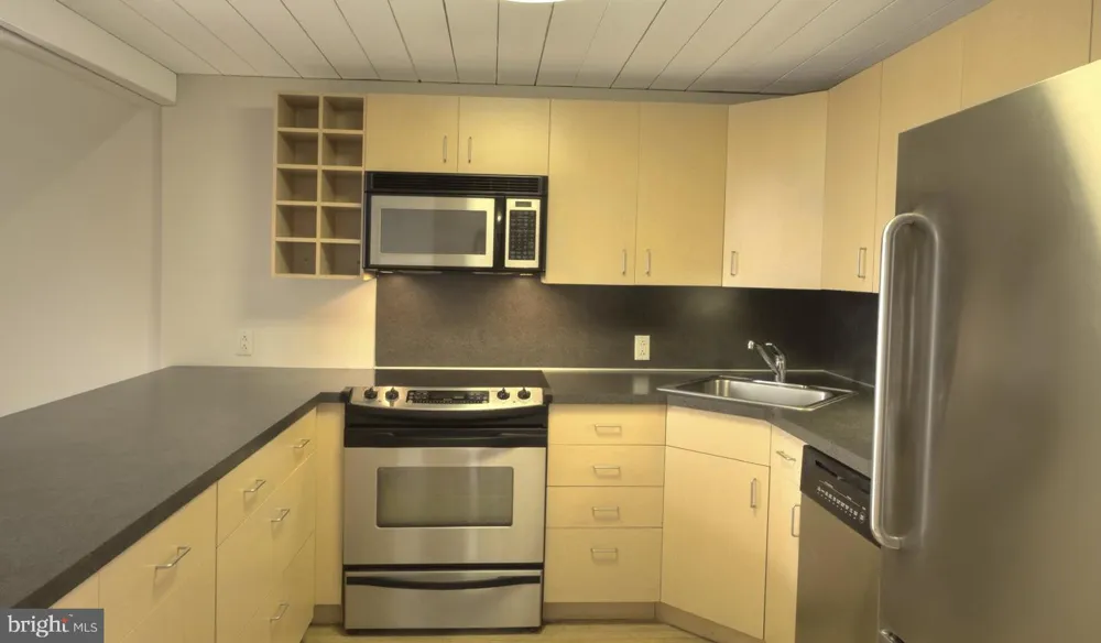 2300 WALNUT STREET #730 Philadelphia, PA 19103