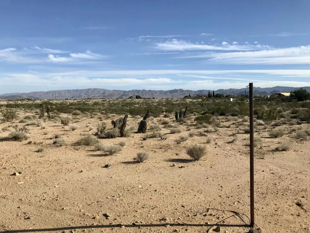 204 Avenida Del Sol Joshua Tree, CA 92252