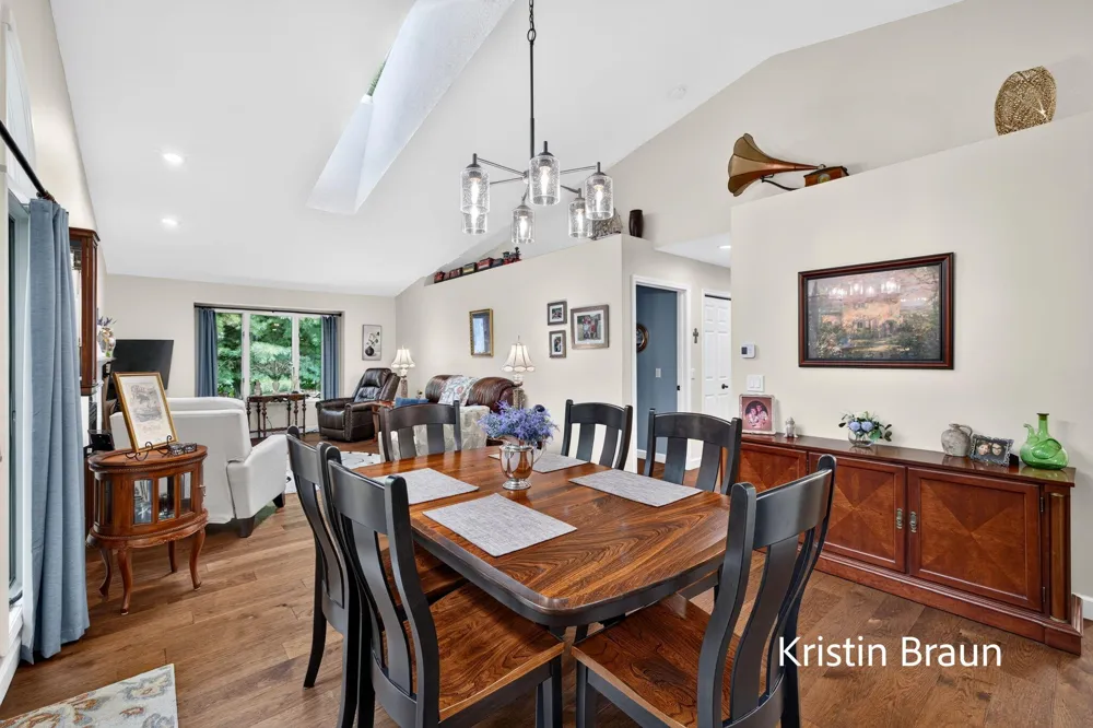 3694 Arborway Drive Norton Shores, MI 49441