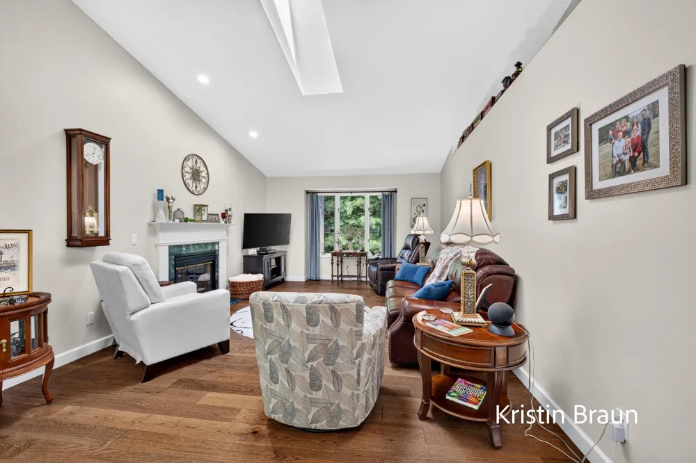 3694 Arborway Drive Norton Shores, MI 49441
