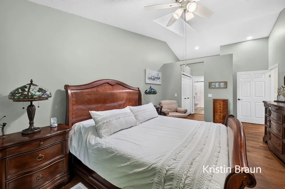 3694 Arborway Drive Norton Shores, MI 49441