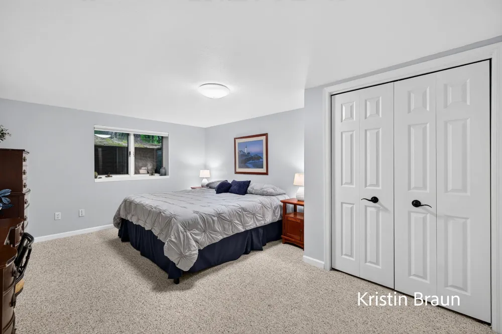 3694 Arborway Drive Norton Shores, MI 49441