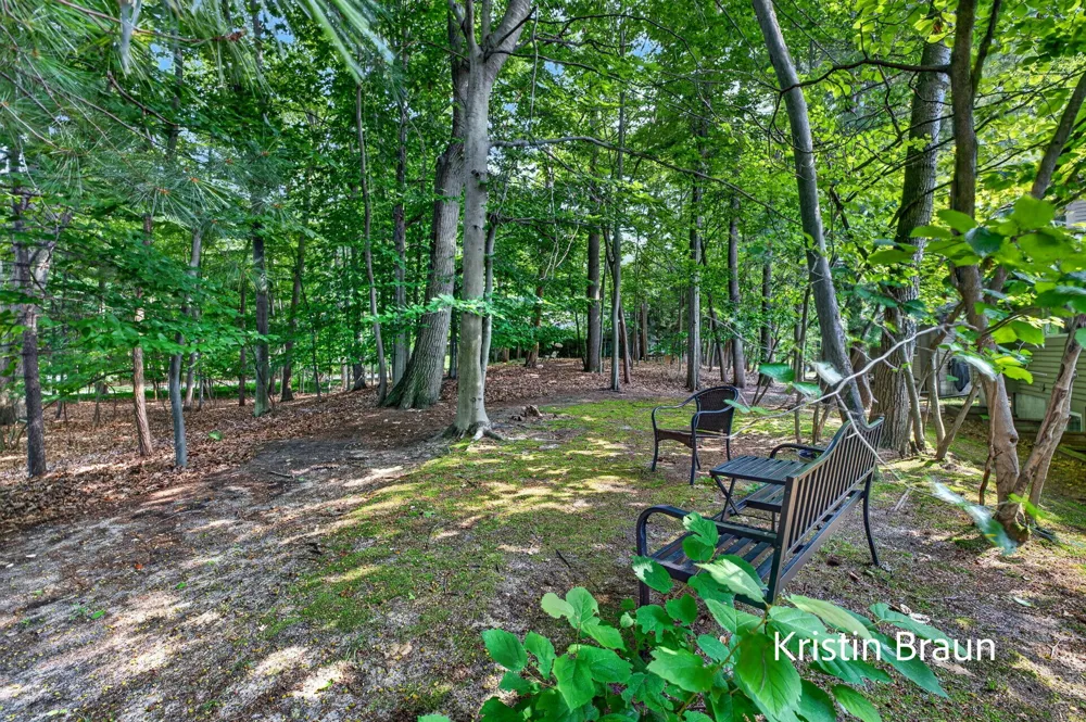 3694 Arborway Drive Norton Shores, MI 49441