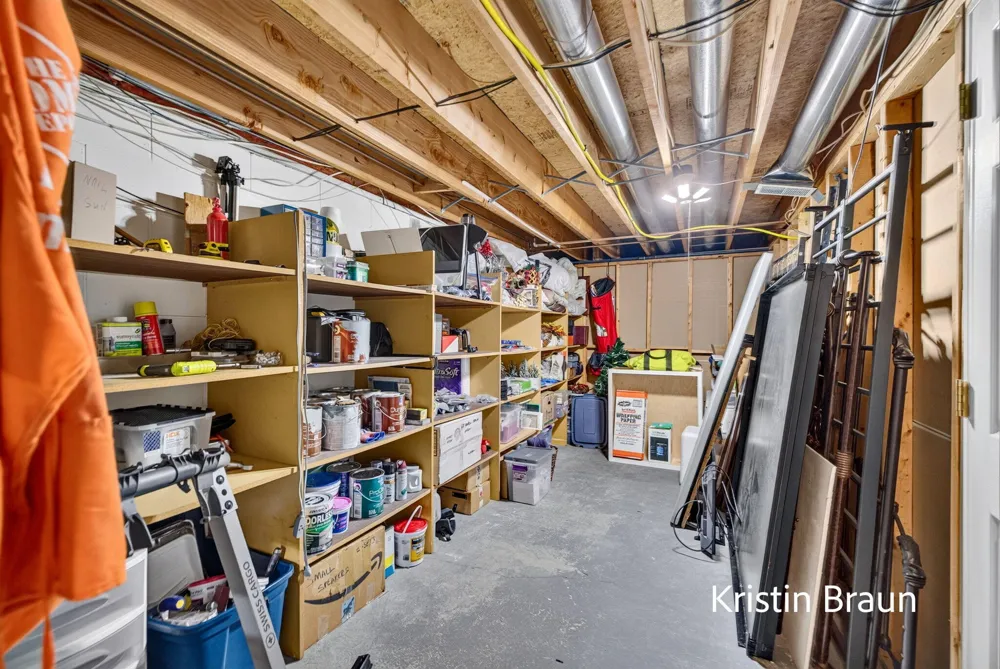 3694 Arborway Drive Norton Shores, MI 49441