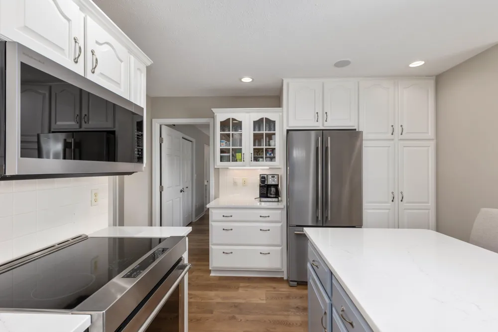 774 Holly Creek Drive Holland, MI 49423