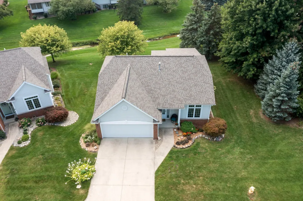 774 Holly Creek Drive Holland, MI 49423