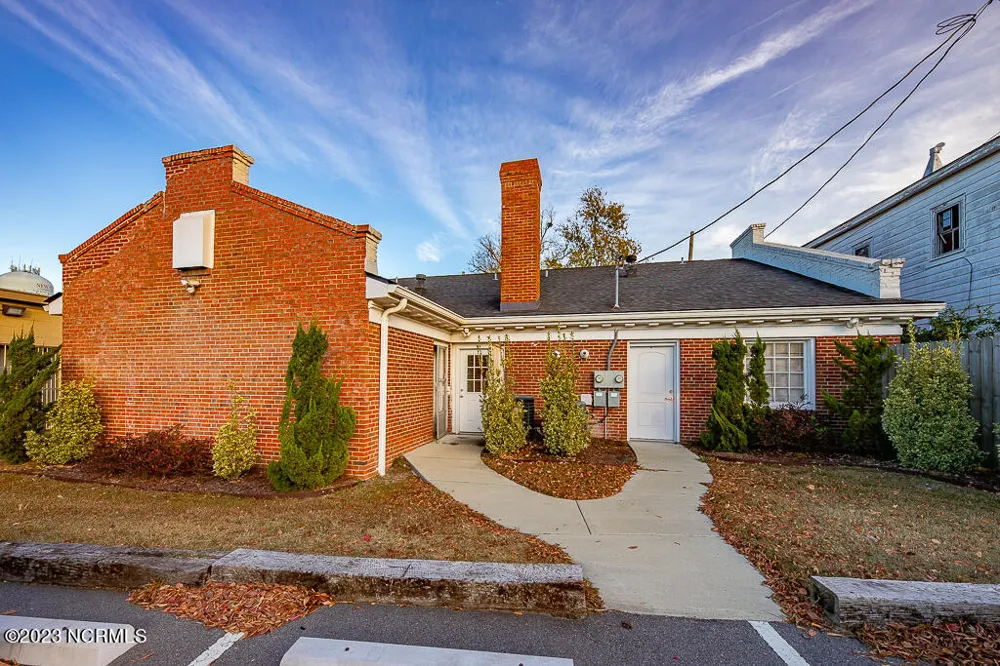 323 Fleet Street New Bern, NC 28560