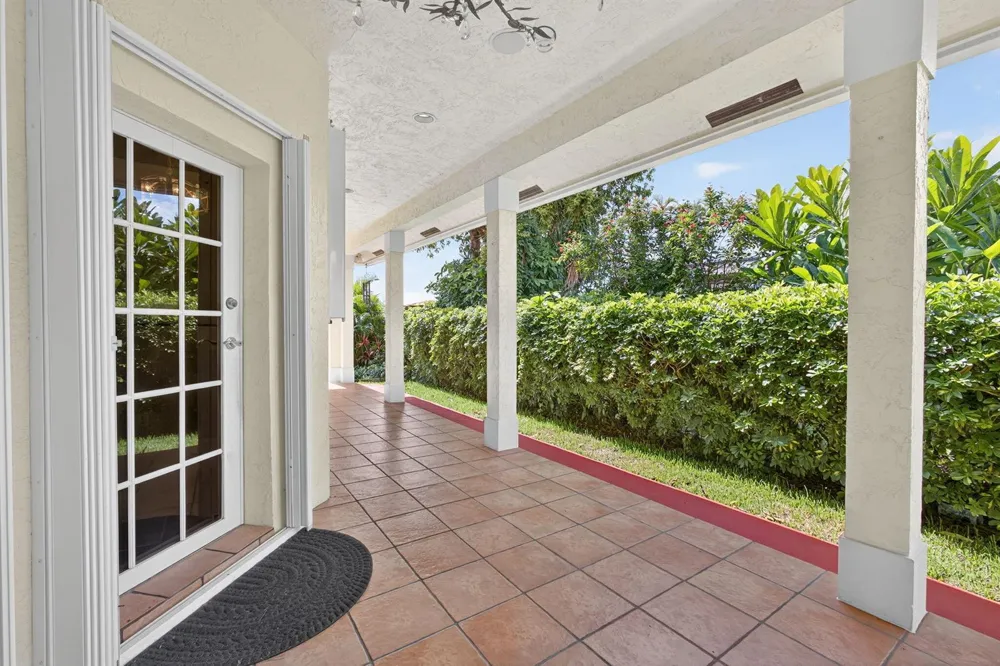 1052 W SHORE DRIVE West Palm Beach, FL 33406