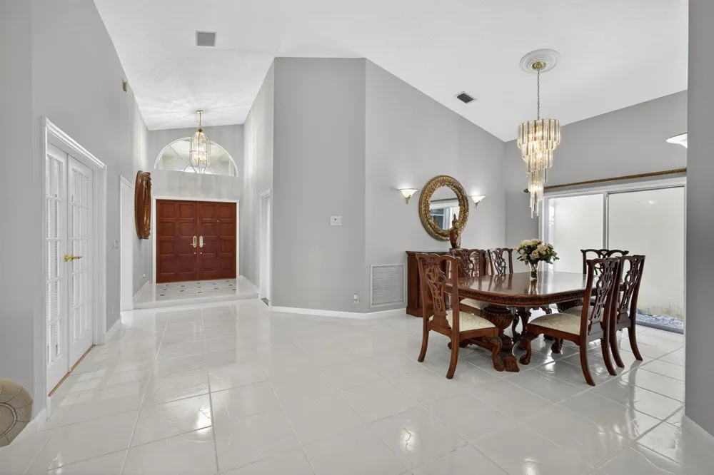 1052 W SHORE DRIVE West Palm Beach, FL 33406