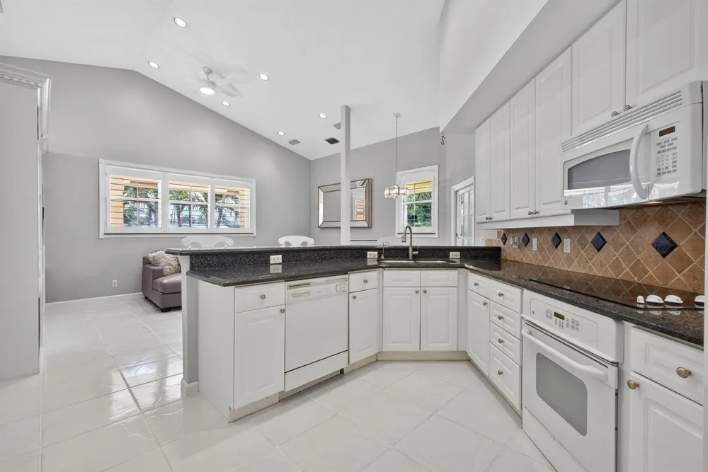 1052 W SHORE DRIVE West Palm Beach, FL 33406