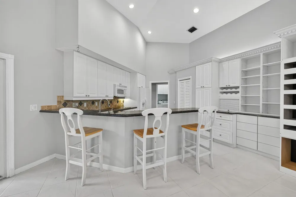 1052 W SHORE DRIVE West Palm Beach, FL 33406
