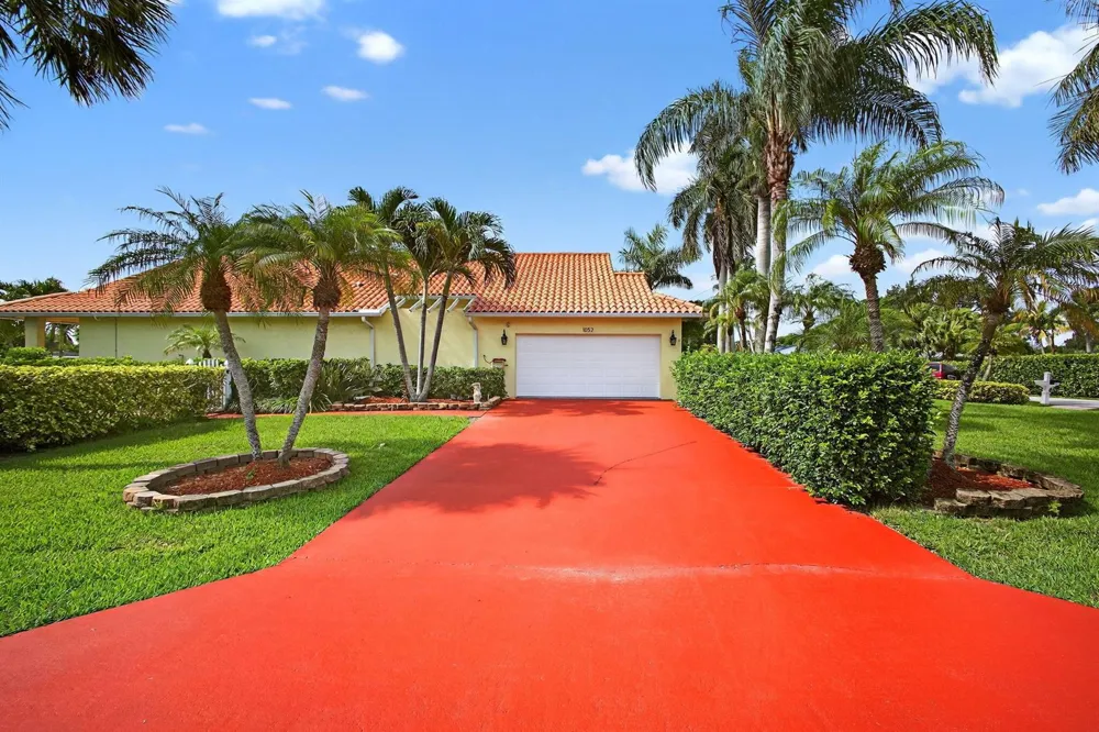 1052 W SHORE DRIVE West Palm Beach, FL 33406