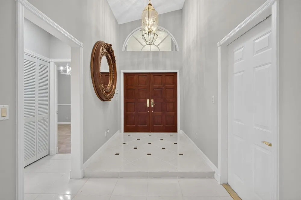 1052 W SHORE DRIVE West Palm Beach, FL 33406