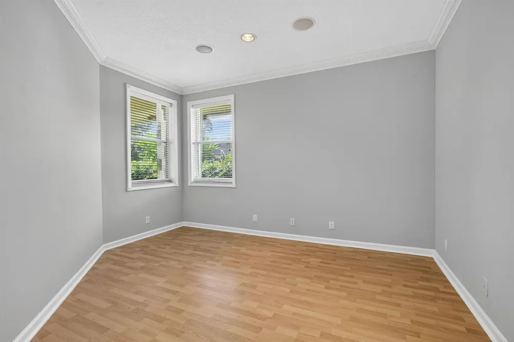 1052 W SHORE DRIVE West Palm Beach, FL 33406