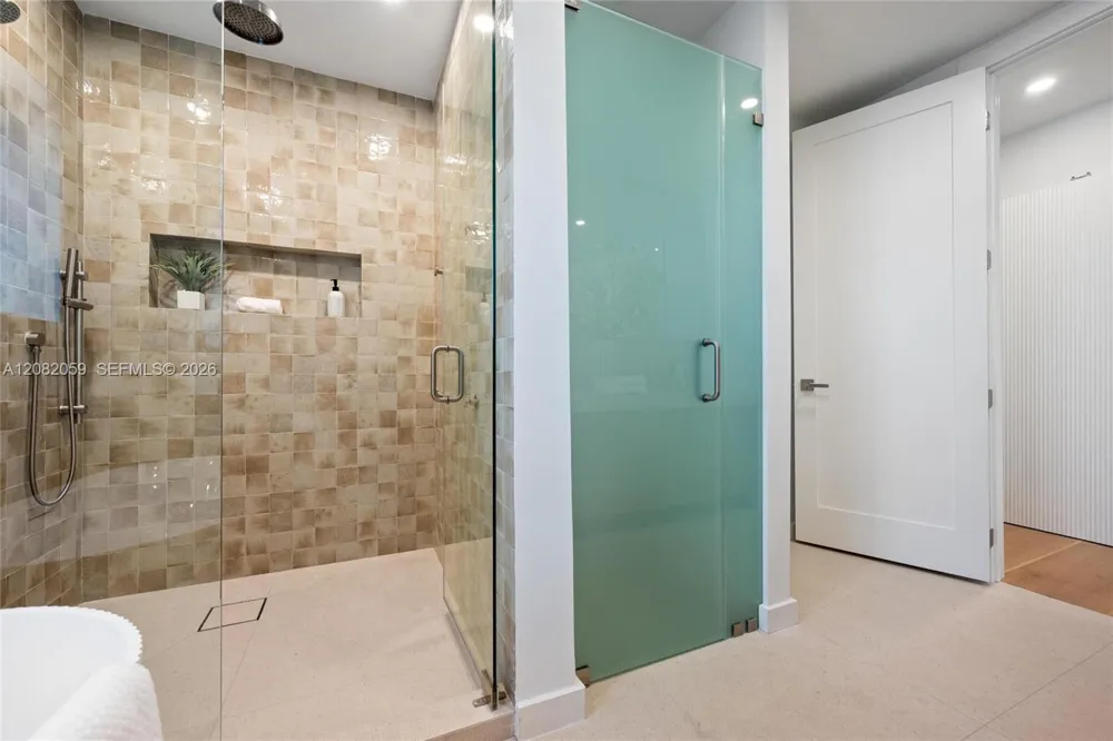 10619 NE 10th Pl Miami Shores, FL 33138