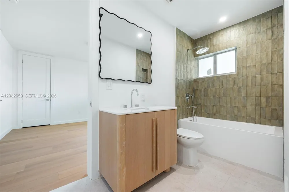 10619 NE 10th Pl Miami Shores, FL 33138