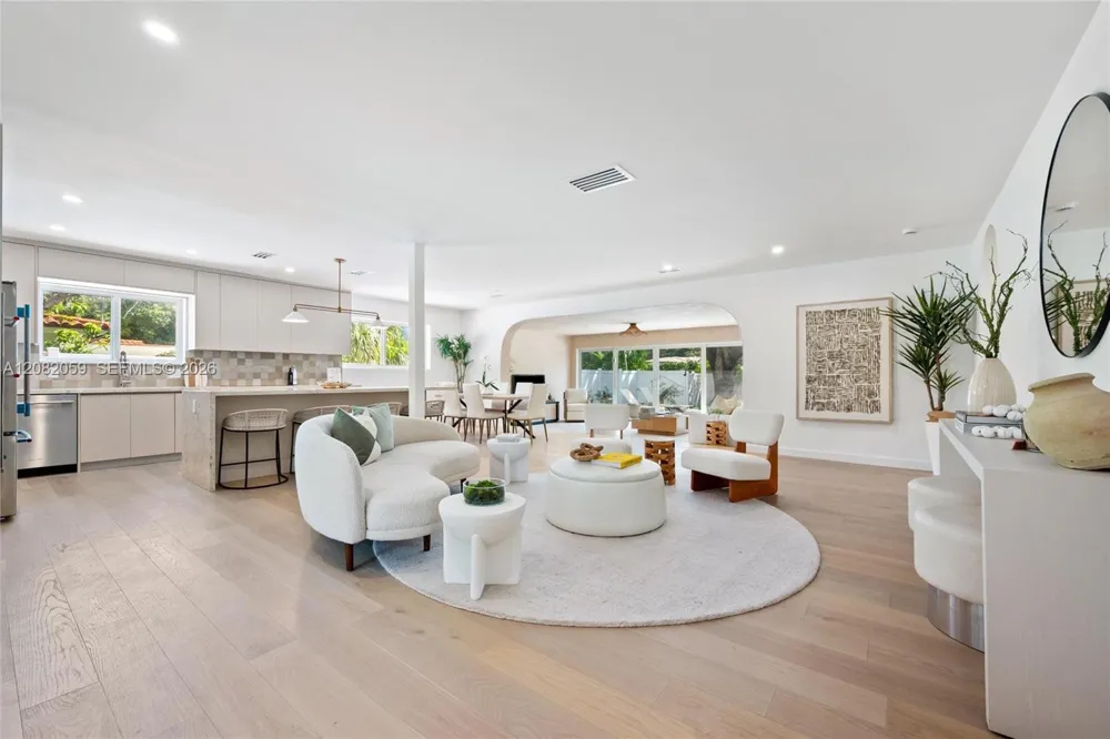 10619 NE 10th Pl Miami Shores, FL 33138