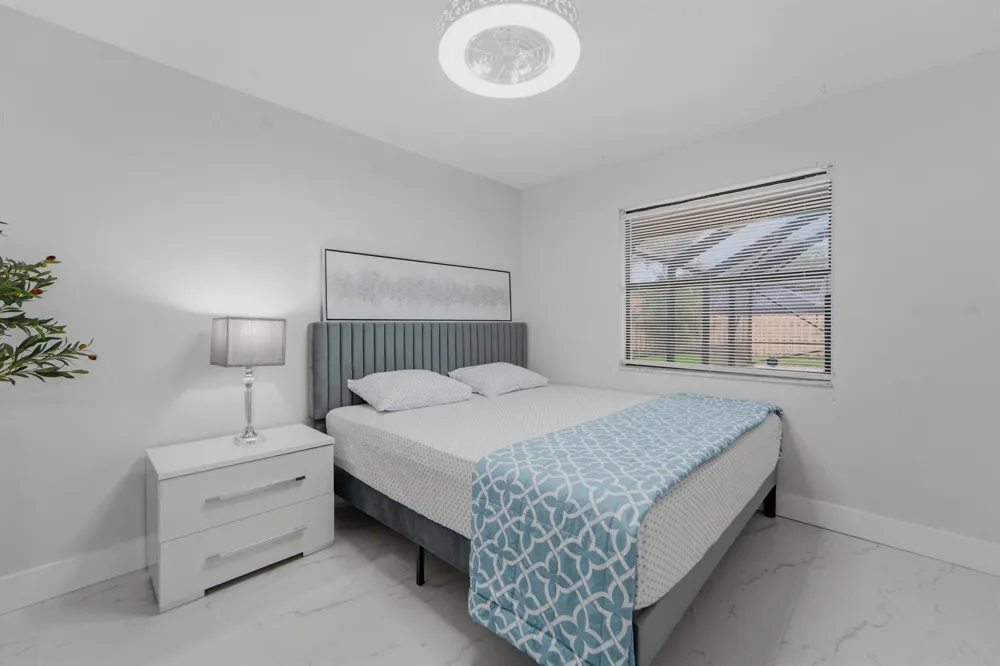 301 KNOTTY WOOD LANE Wellington, FL 33414