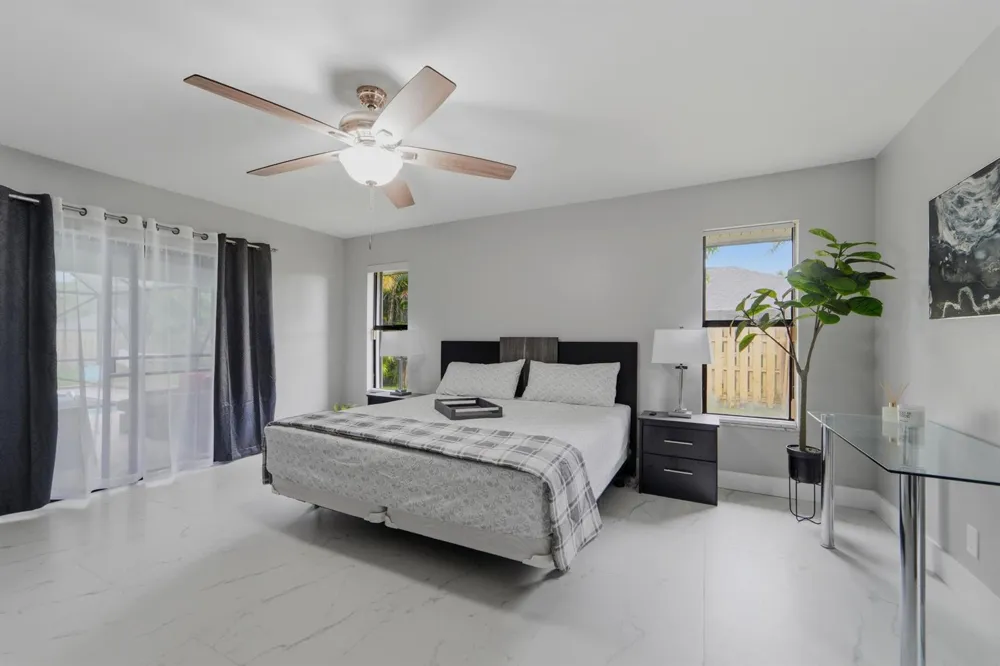 301 KNOTTY WOOD LANE Wellington, FL 33414