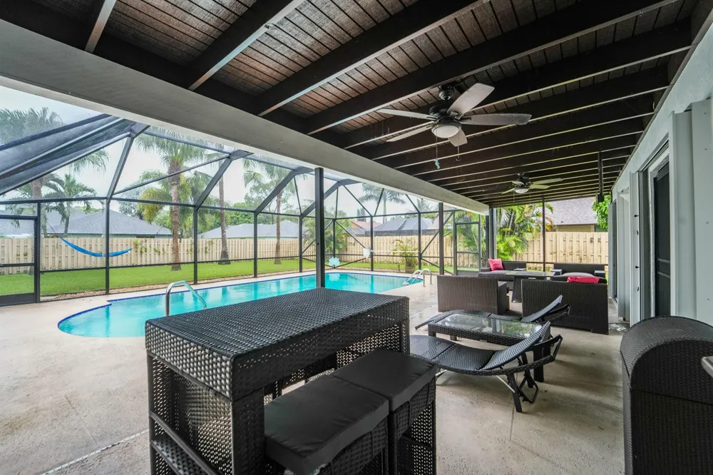 301 KNOTTY WOOD LANE Wellington, FL 33414