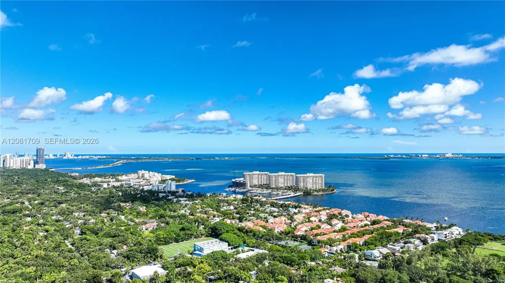 2205 Overbrook St Miami, FL 33133